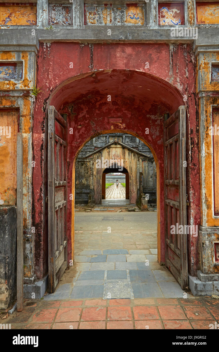 Gateway, Dien Tho Palace, storica Hue Citadel (Città Imperiale), tonalità North Central Coast, Vietnam Foto Stock
