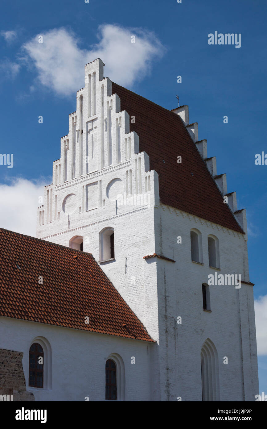 Danimarca, Mon, Elmelunde, Elmelunde Kirke Chiesa, XI secolo, esterna Foto Stock