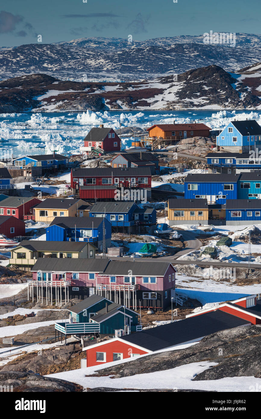 La Groenlandia, Disko Bay, Ilulissat, elevati vista città Foto Stock