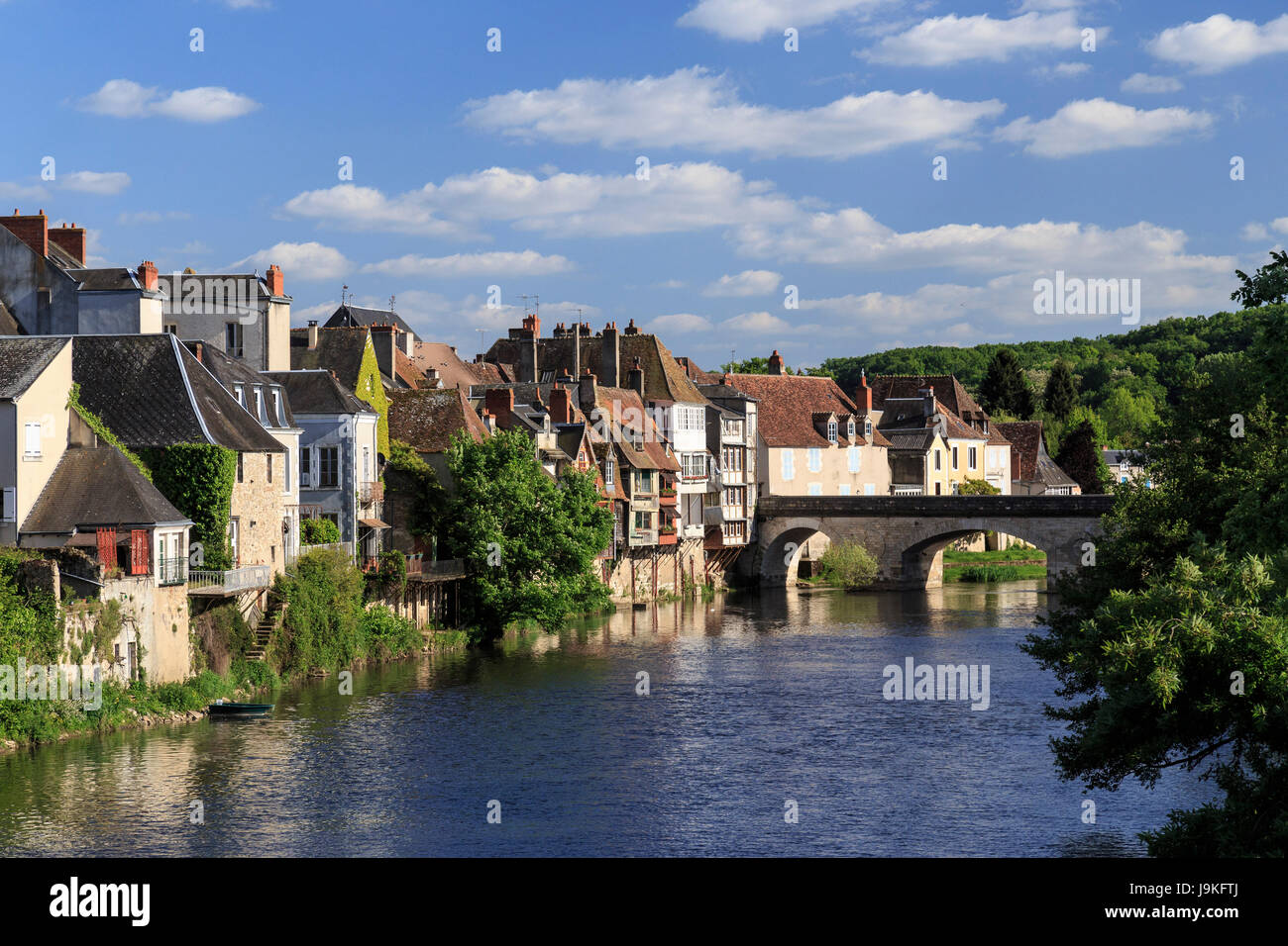 Francia, Indre, Argenton sur Creuse, case lungo Creuse, Le Vieux Pont Foto Stock
