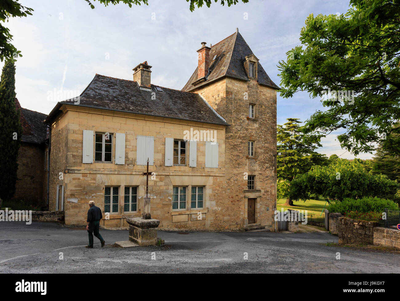 Francia, Correze, Saint Robert, etichettati Les Plus Beaux Villages de France (i più bei villaggi di Francia), Seguin House e square Foto Stock