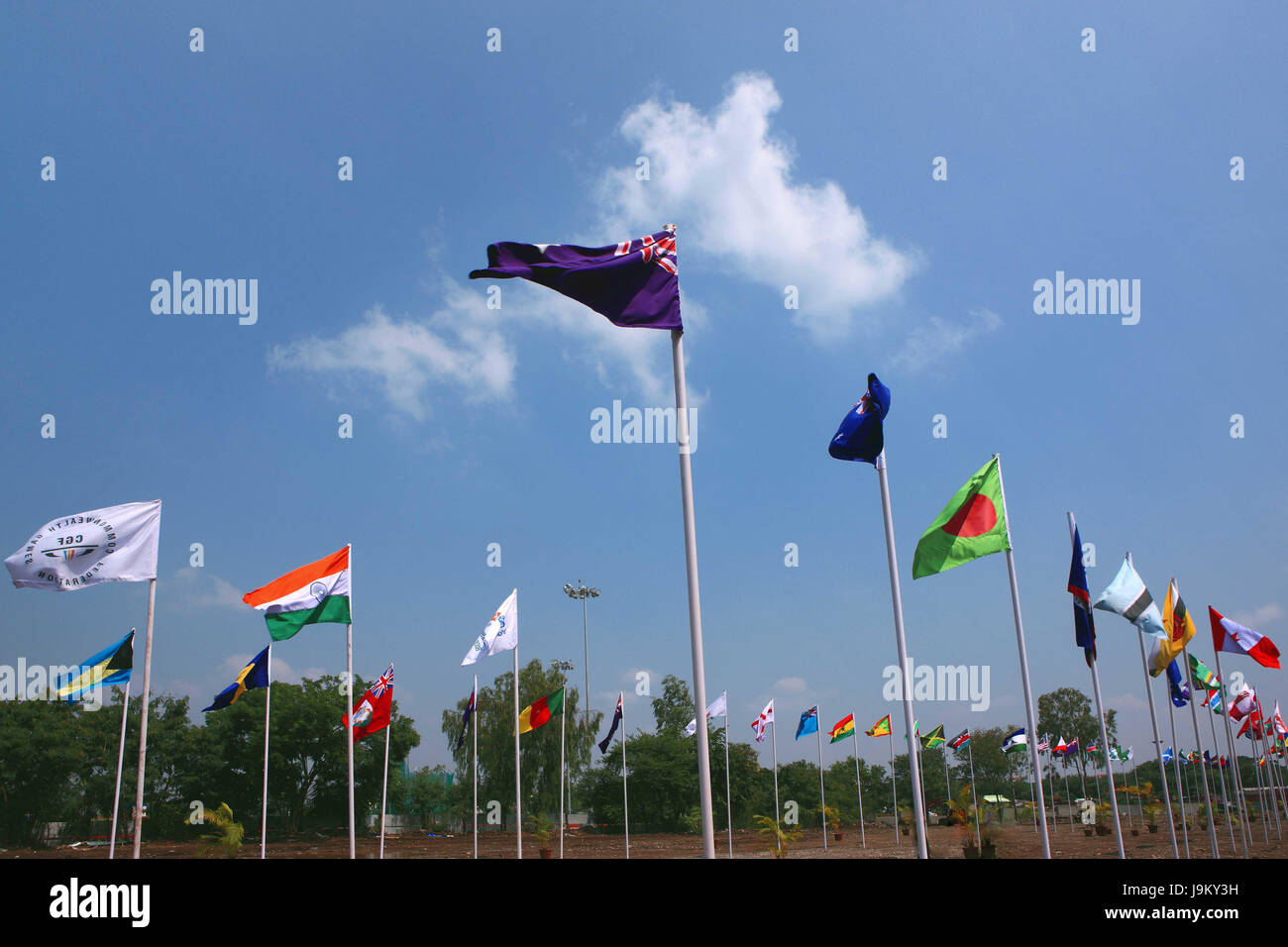 Bandiere internazionali, Giochi del Commonwealth di Pune, Maharashtra, India, Asia Foto Stock