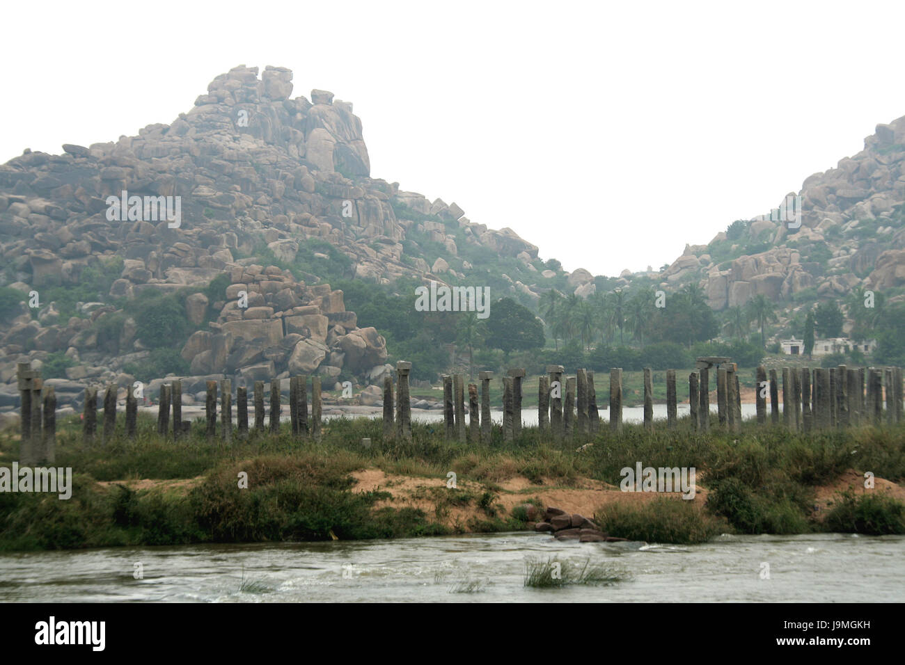 Hill, pietra, Asia, bridge, colonne, India, stream, rock, orizzontale, deserte, Foto Stock