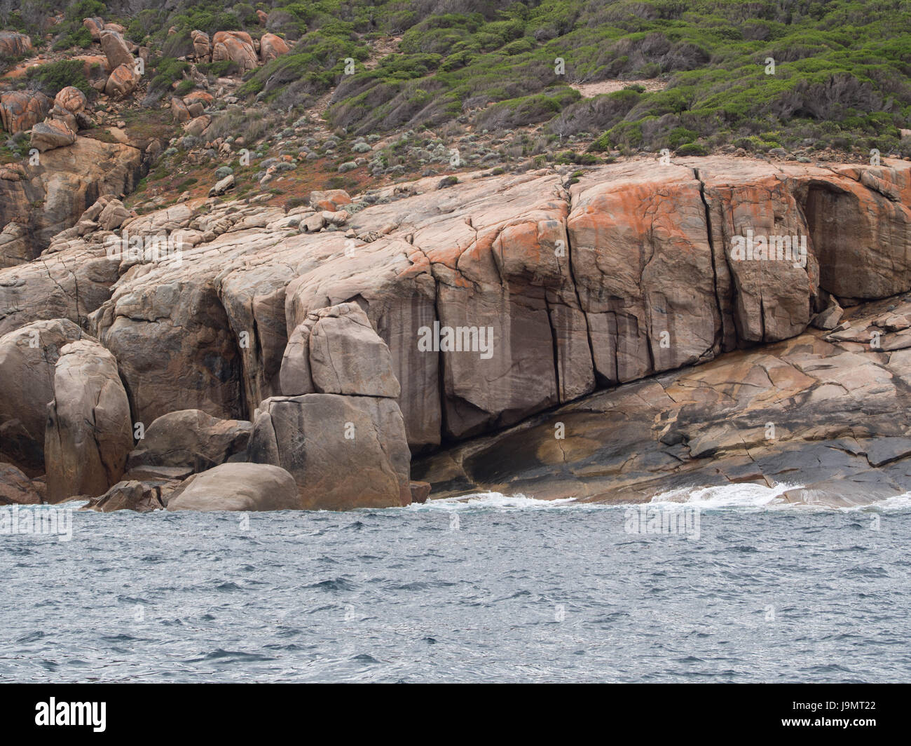 Pericoloso costa rocciosa della costa sud dell Australia Occidentale Foto Stock