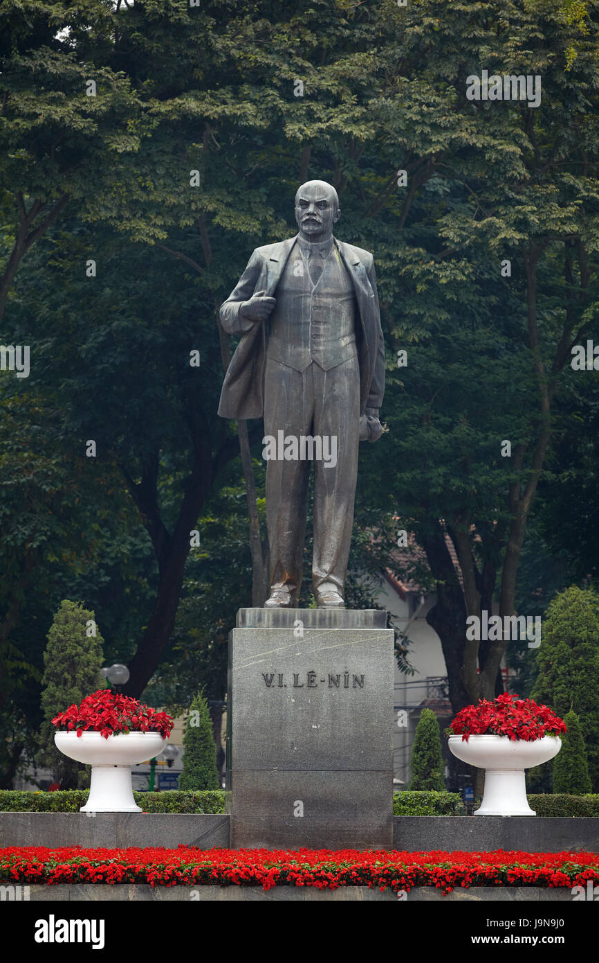 Statua di Lenin, Hanoi, Vietnam Foto Stock