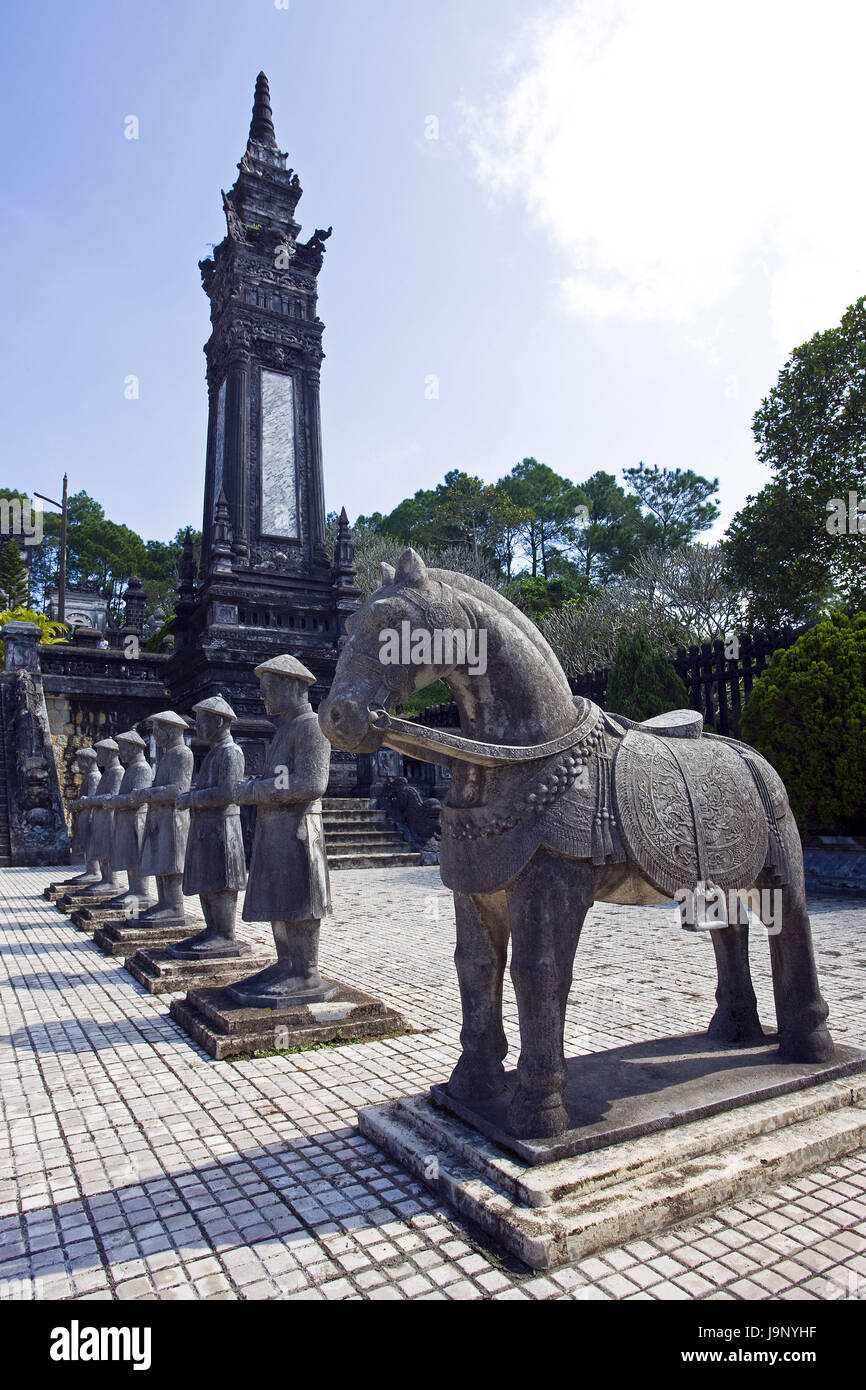 Il Vietnam,Chau Chu,Khai cosa mausoleo Ung Long,statue, Foto Stock