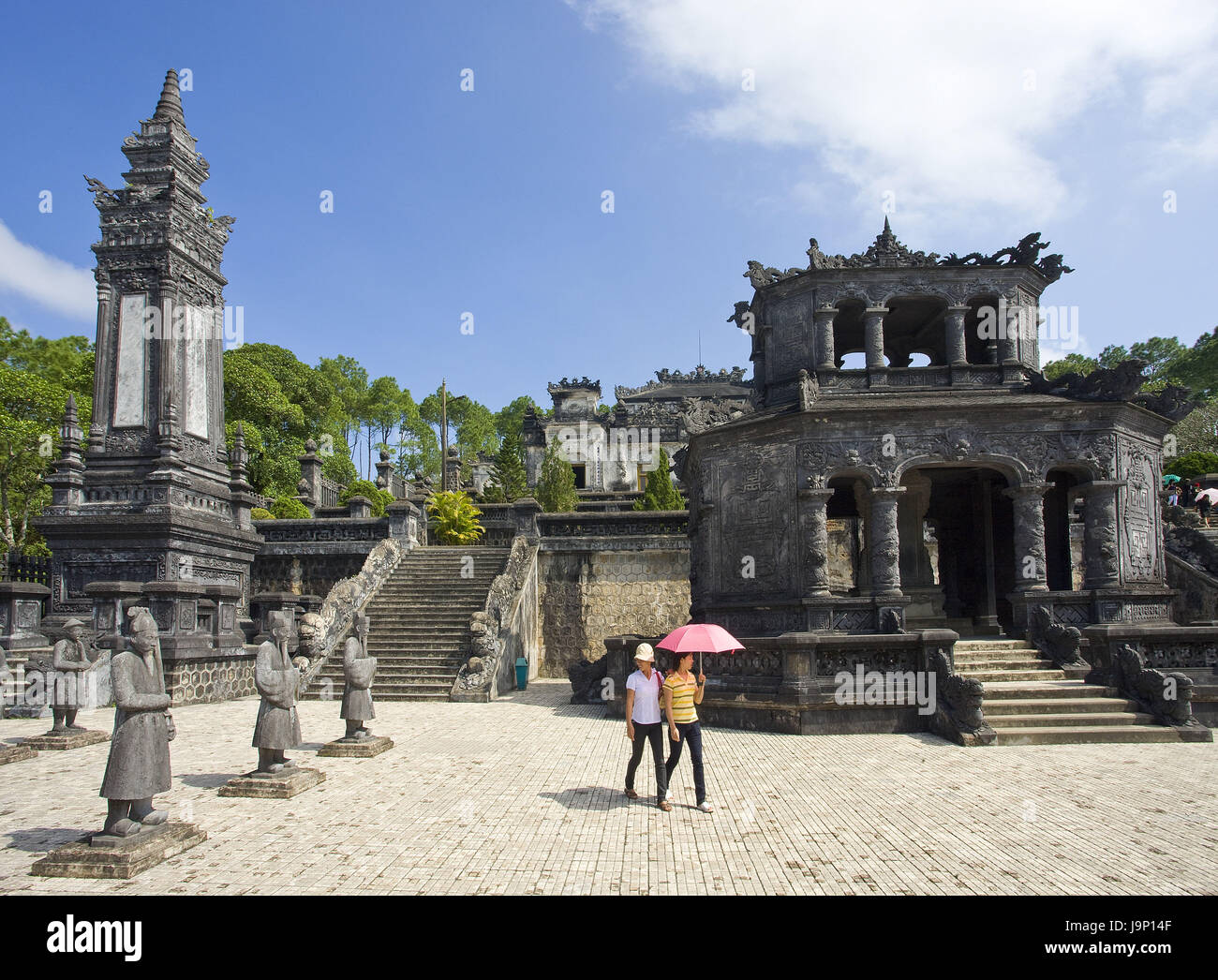 Il Vietnam,Chau Chu,Khai cosa mausoleo Ung Long,visitatore, Foto Stock
