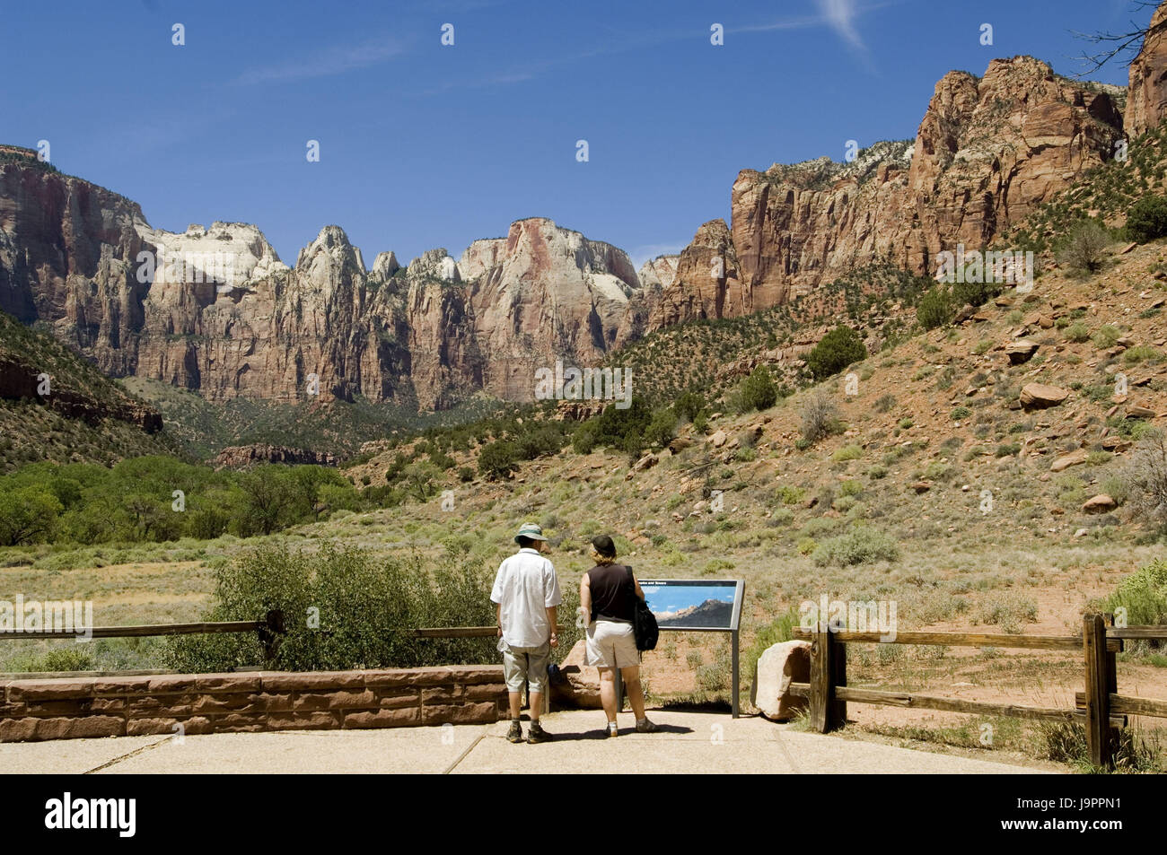 Gli STATI UNITI D'AMERICA,Utah,parco nazionale Zion,tourist,information board, Foto Stock