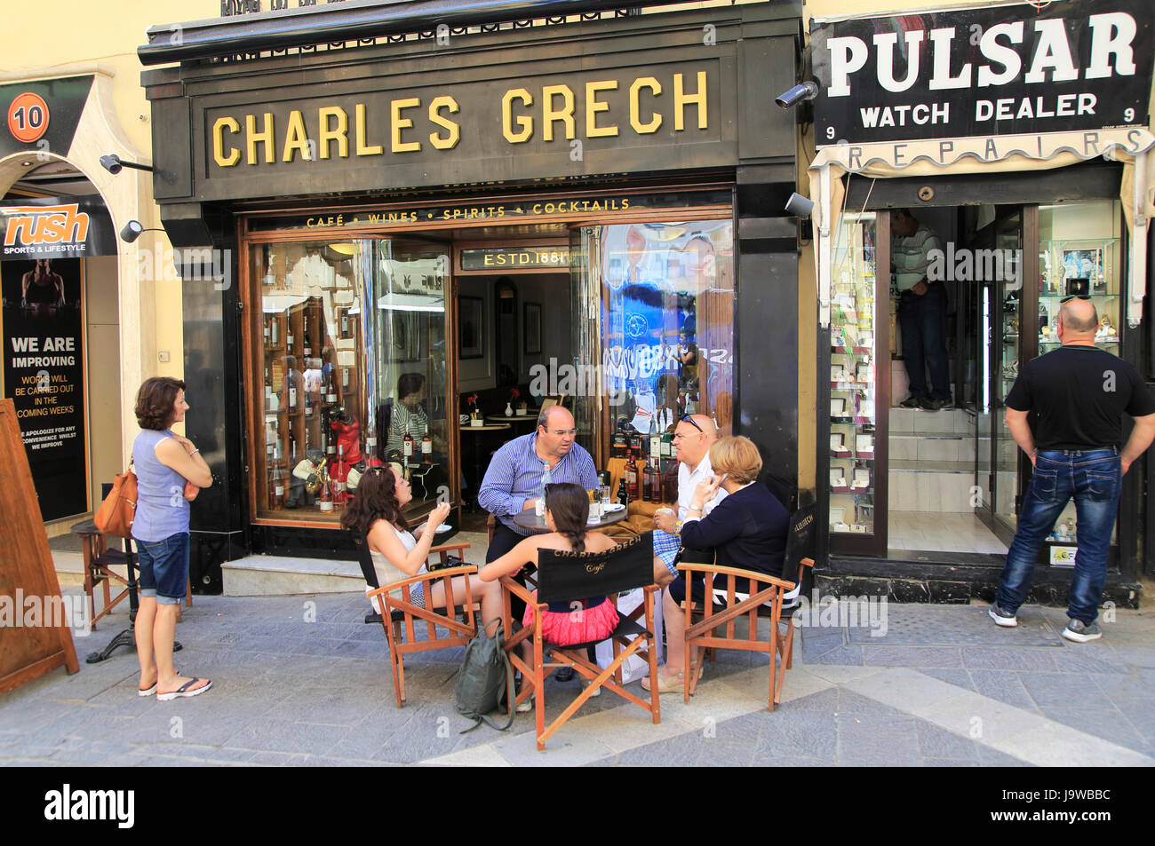 Charles Grech caffetteria e un cocktail bar, Repubblica Street, Valletta, Malta Foto Stock