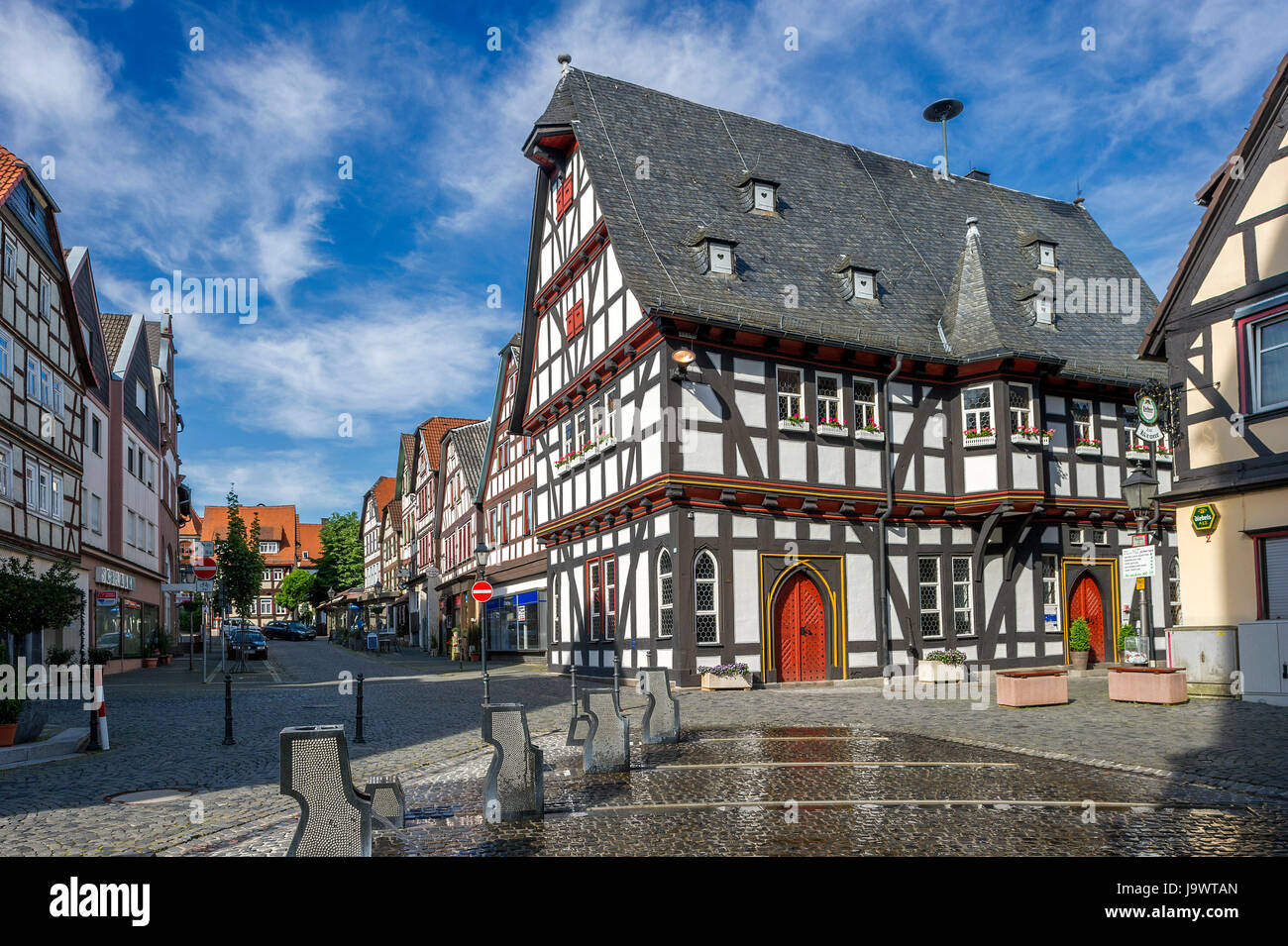 Il municipio storico, stile tardo gotico a struttura mista in legno e muratura edificio, Schotten, Hesse, Germania Foto Stock
