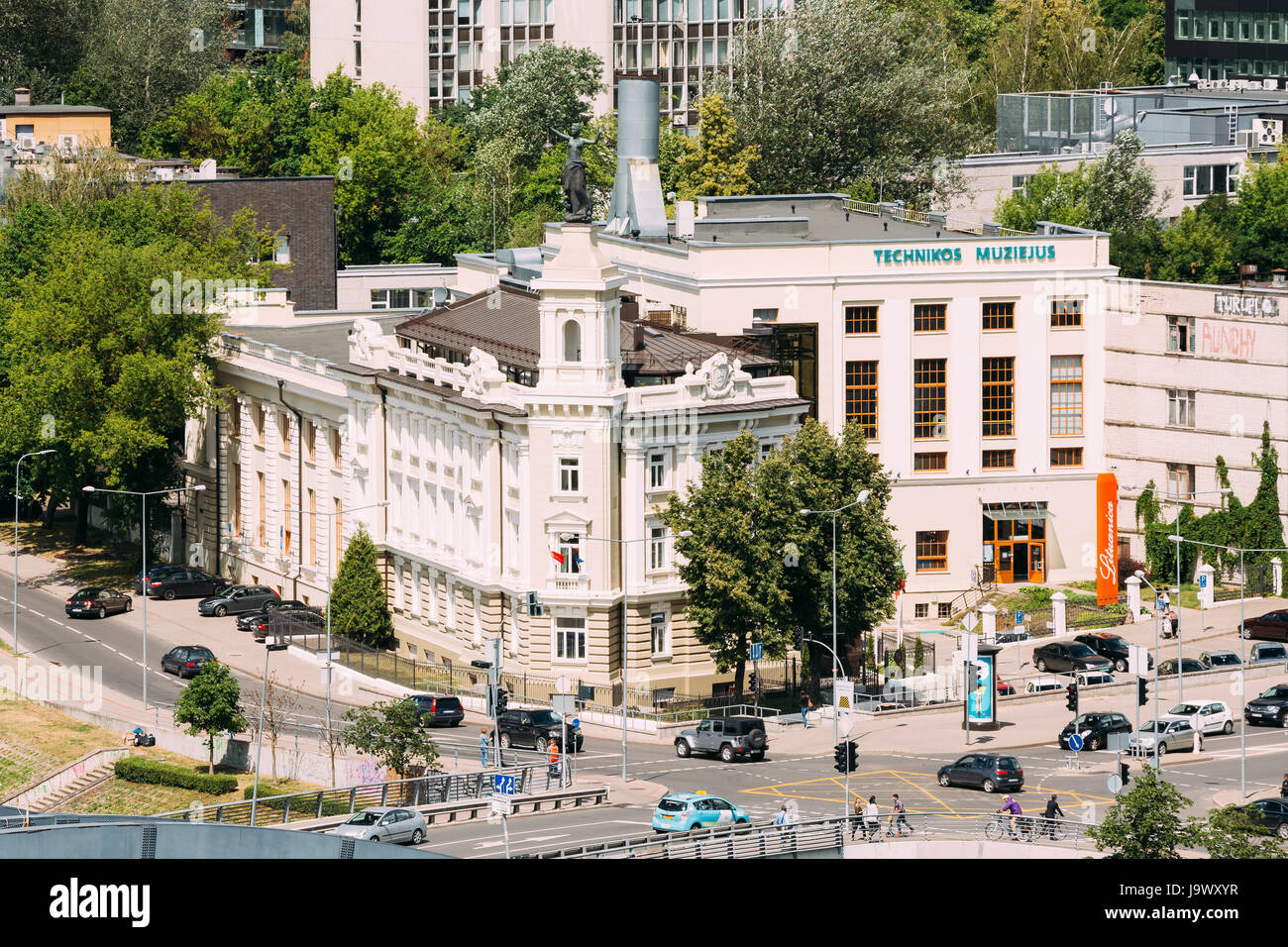 Vilnius, Lituania - 5 Luglio 2016: vista superiore del tetto dell'energia e il Museo della Tecnologia In Rinktines Street Foto Stock