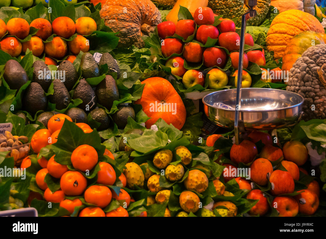 Fotografia di cibo di frutti maturi al mercato Foto Stock