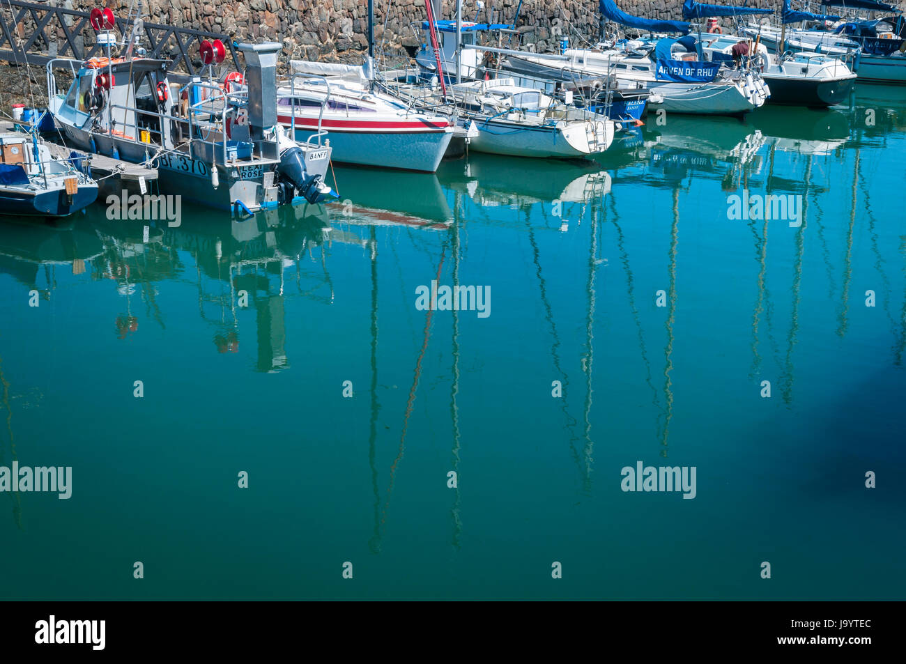 Il vecchio porto di Banff, Scozia, ora utilizzato principalmente come una marina. Foto Stock