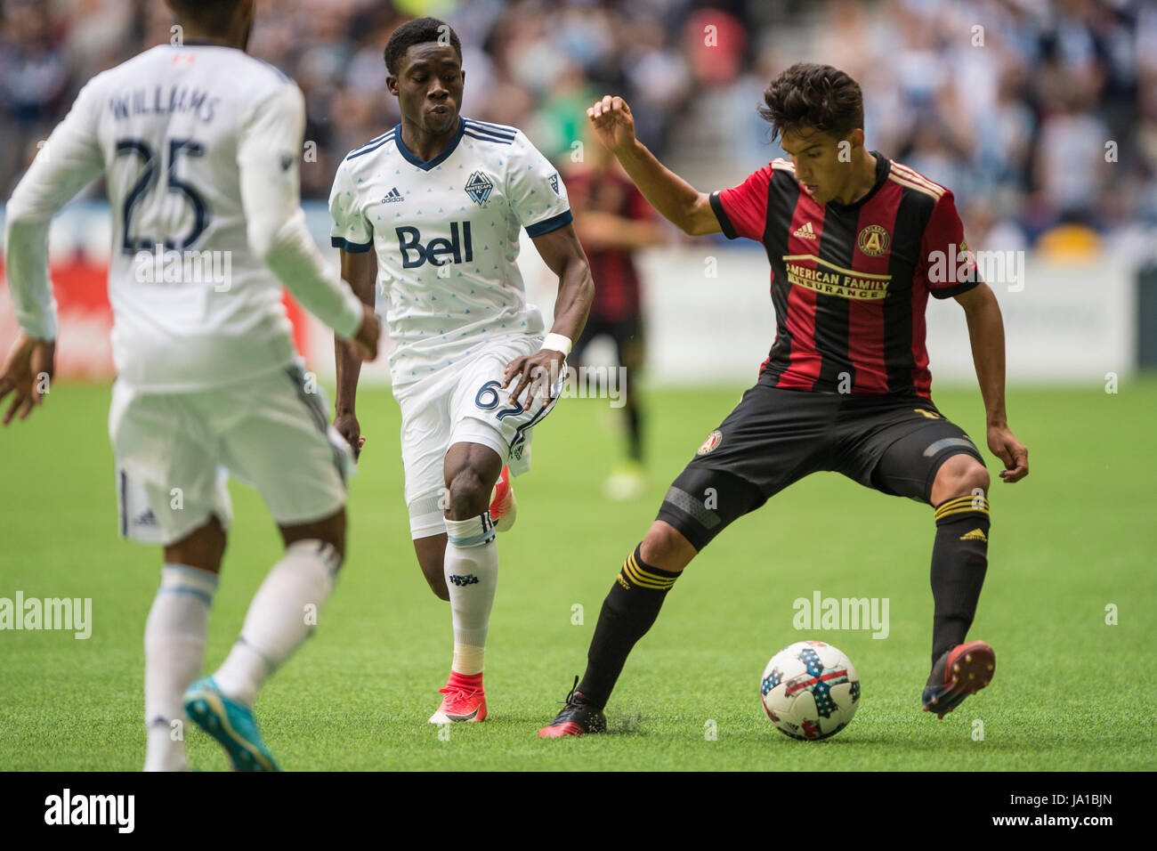 Vancouver, Canada. Il 3 giugno 2017. Yamil Asad (11) di Atlanta del regno in movimento con la palla. Vancouver sconfitta Atlanta 3-1. Vancouver Whitecaps vs Atlanta Regno BC Place Stadium. © Gerry Rousseau/Alamy Live News Foto Stock