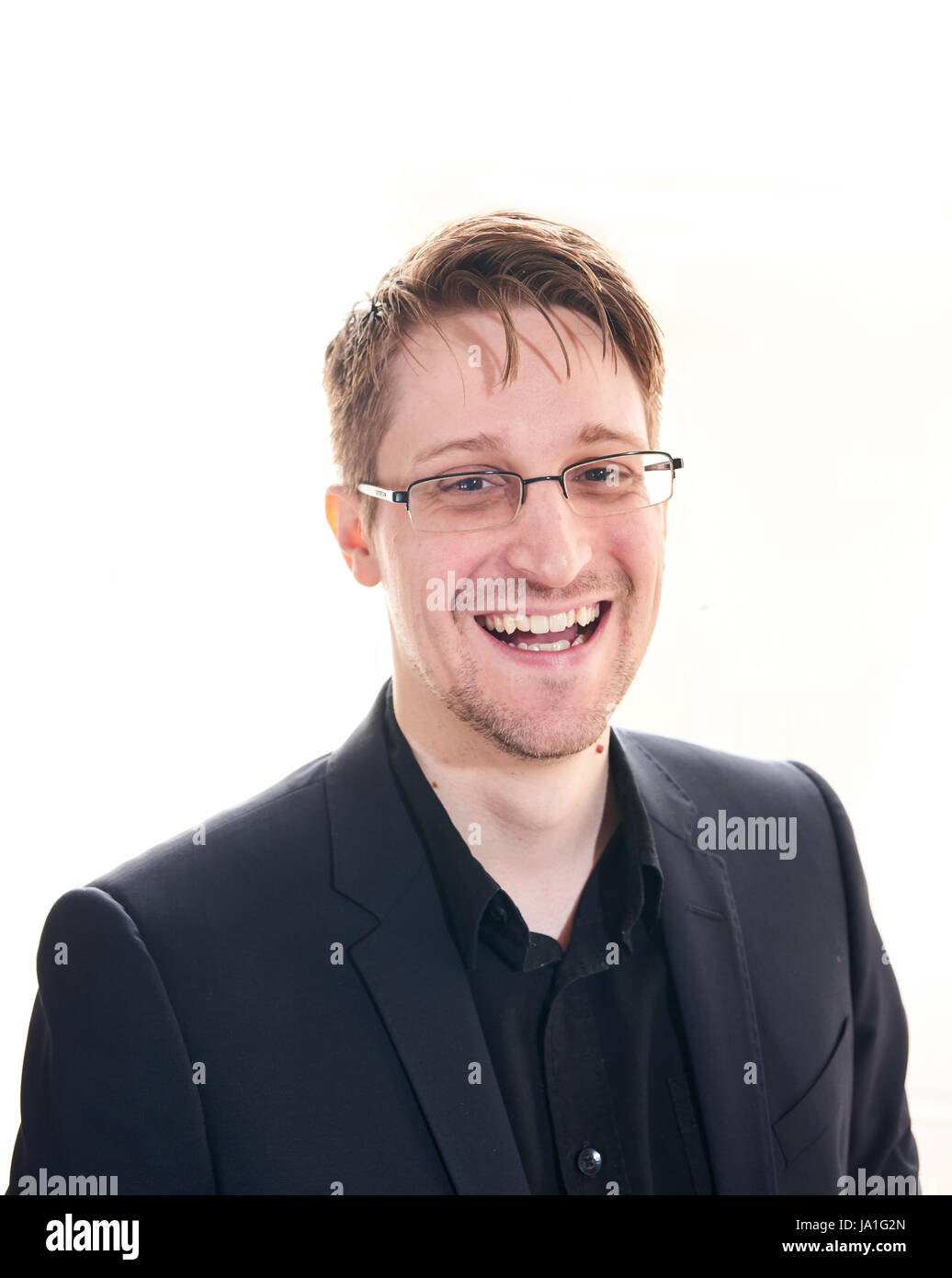 Edward Snowden in esilio la vita a Mosca per intervista esclusiva con Kyodo News Giappone Foto Stock