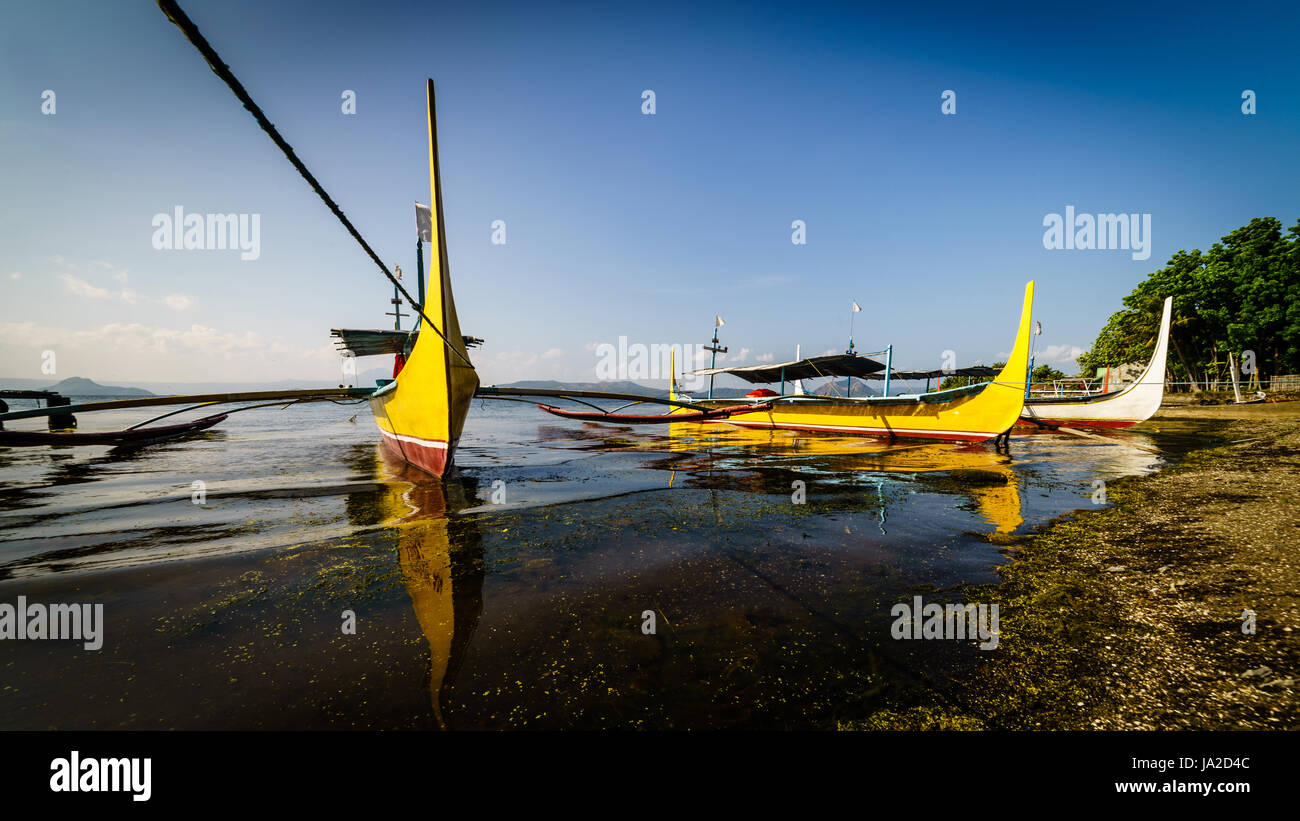 Yacht docking al Lago Taal Foto Stock