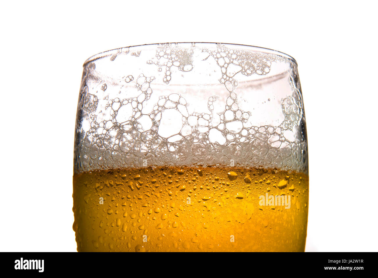 Bar, Taverna, vetro, calice, tumbler, bere acqua potabile, bavaglini, liquido, isolato, Foto Stock