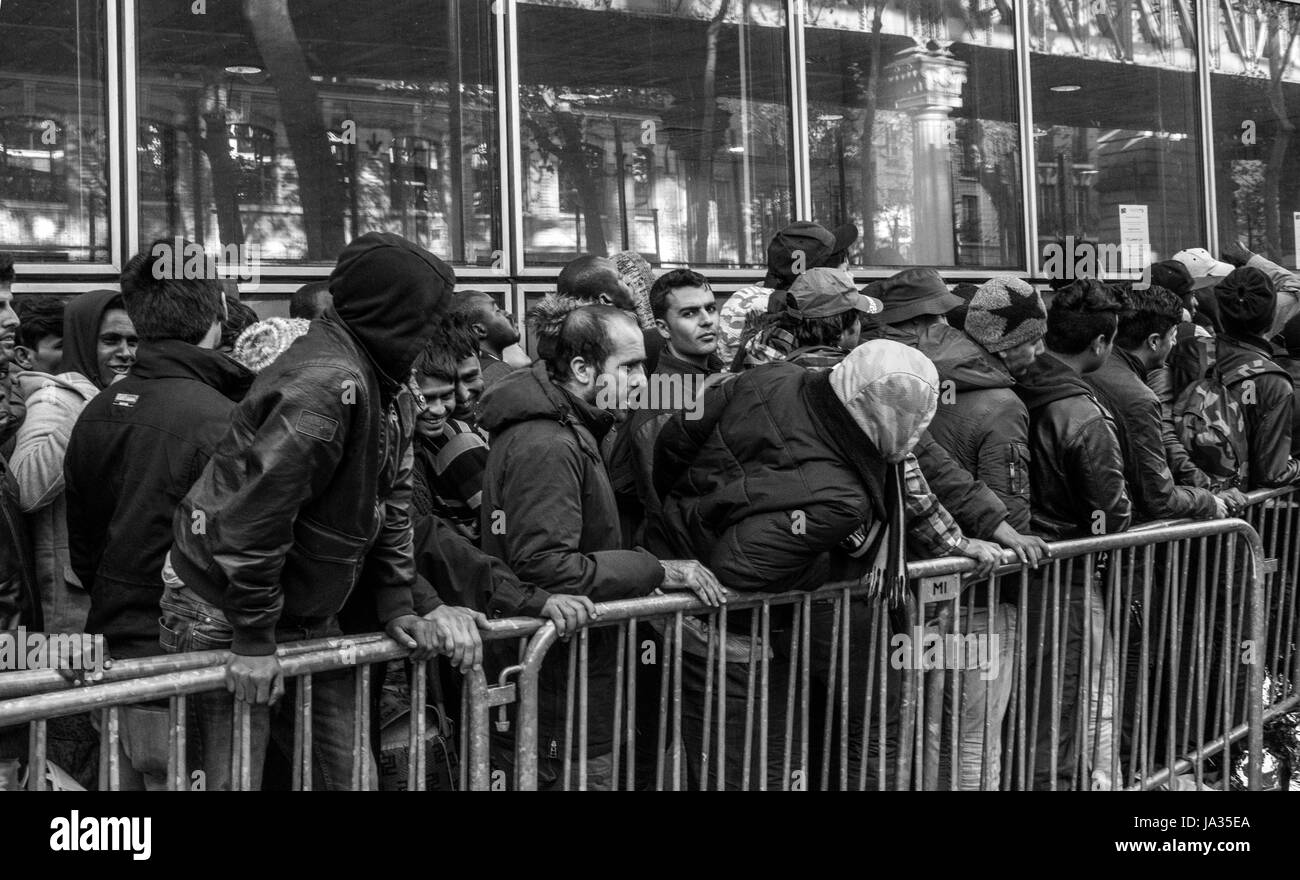 I richiedenti asilo, Parigi Foto Stock