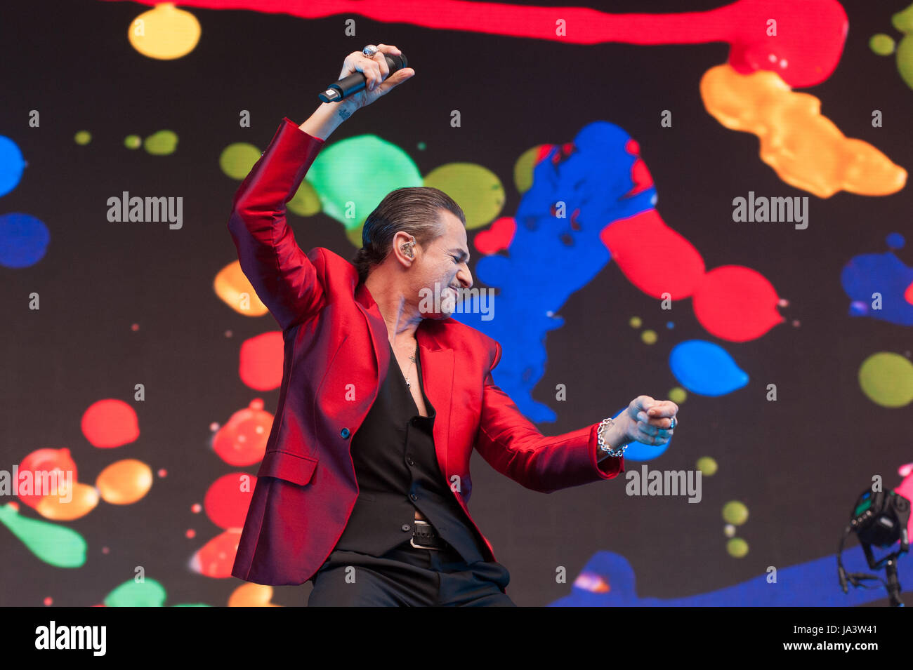 Depeche Mode giocare giocare allo stadio di Londra presso la Queen Elizabeth Olympic Park sabato 3 giugno 2017 come parte della loro "spirito globale' Tour. Immagini Copyright (c) Ken Harrison fotografia - www.kenharrisonphotography.co.uk se si desidera copiare o utilizzare le immagini, si prega di contattare Ken Harrison Fotografia presso; info@kdharrison.co.uk per ulteriori informazioni. Web: www.kenharrisonphotography.co.uk E-Mail: info@kdharrison.co.uk Twitter: @kenharrison101 Facebook: www.facebook.com/KenHarrisonPhotography Foto Stock