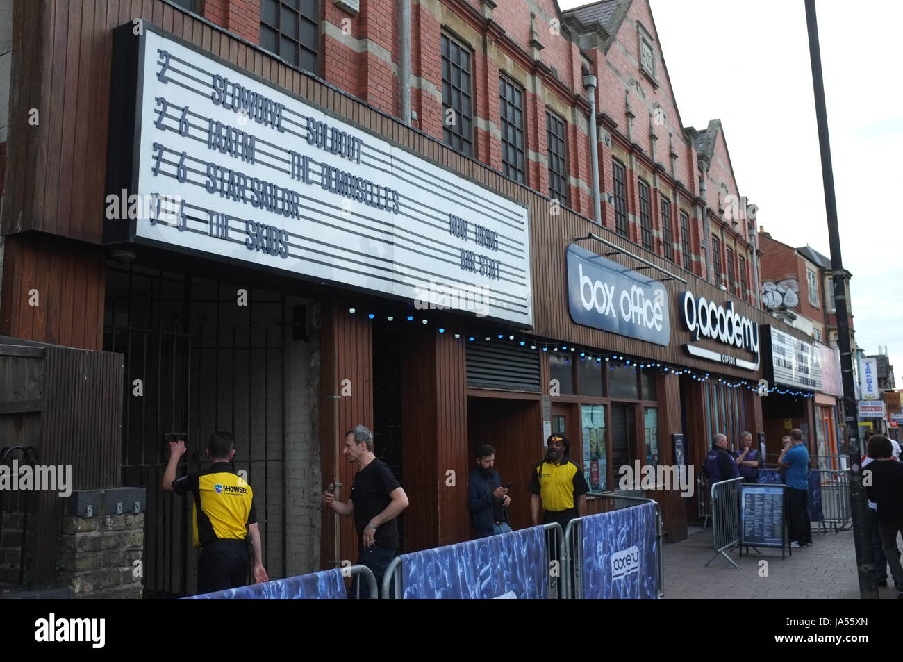 Al di fuori dell'O2 Academy concerto in Oxford, Inghilterra, Regno Unito. Giugno 2, 2017. Foto Stock
