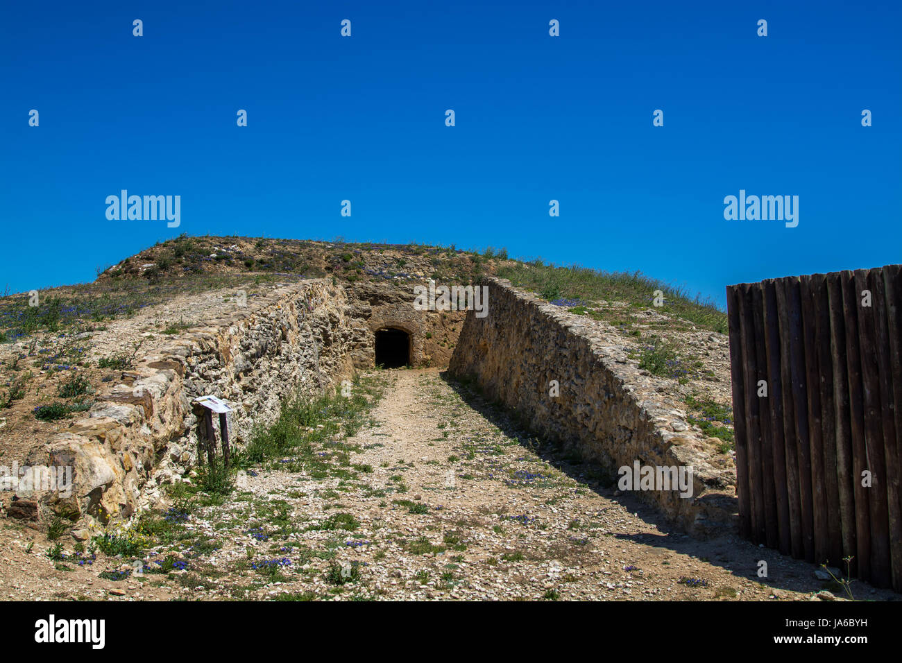 Ericeira portogallo. 19 Maggio 2017.Zambumjal Fort vicino a Ericeira Village è parte della seconda linea di difesa di Lisbona nelle guerre napoleoniche.Ericeira, P Foto Stock