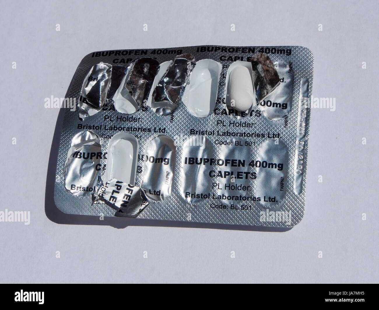 Un pacchetto di ibuprofene non steroidei anti infiammatorie antidolorifici Foto Stock