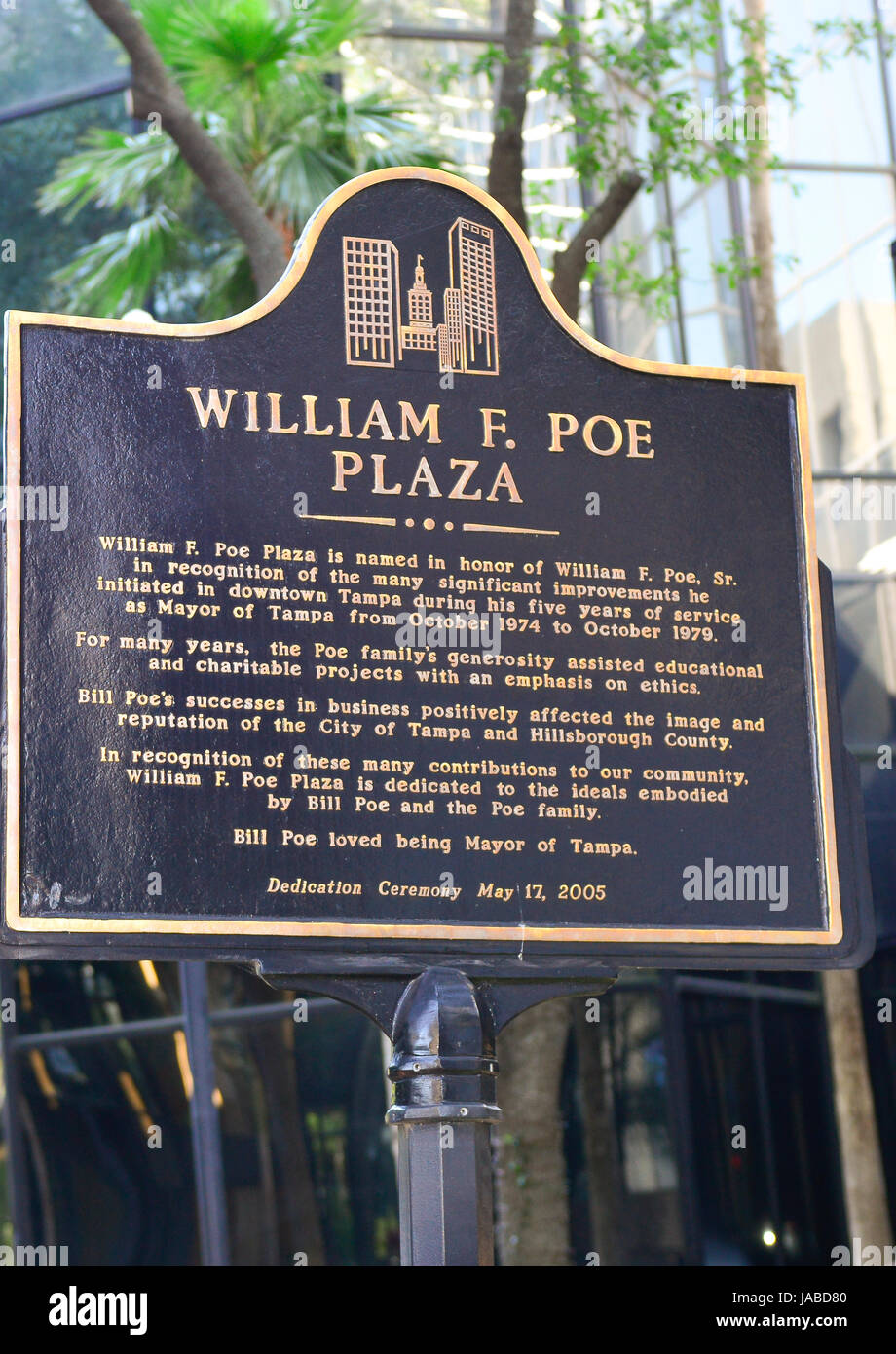 Il William F. Poe Plaza di bronzo che commemora l'ex sindaco di Tampa, FL, onora la famiglia Poe e leadership civica di Bill Poe Foto Stock