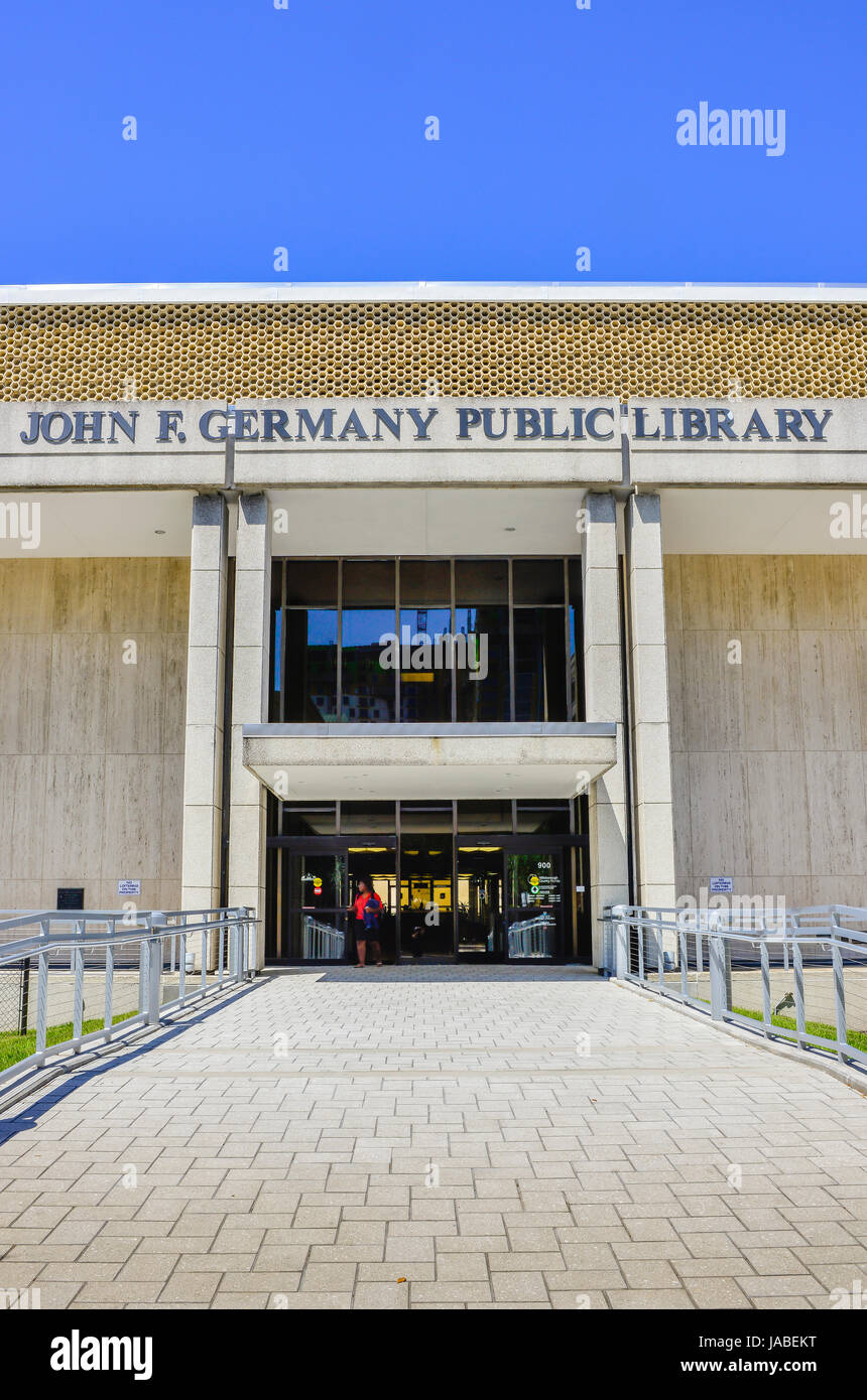Un moderno e astrazione organica in architettura, John E. Germania Public Library building, il "alveare", in downtown Tampa, FL Foto Stock