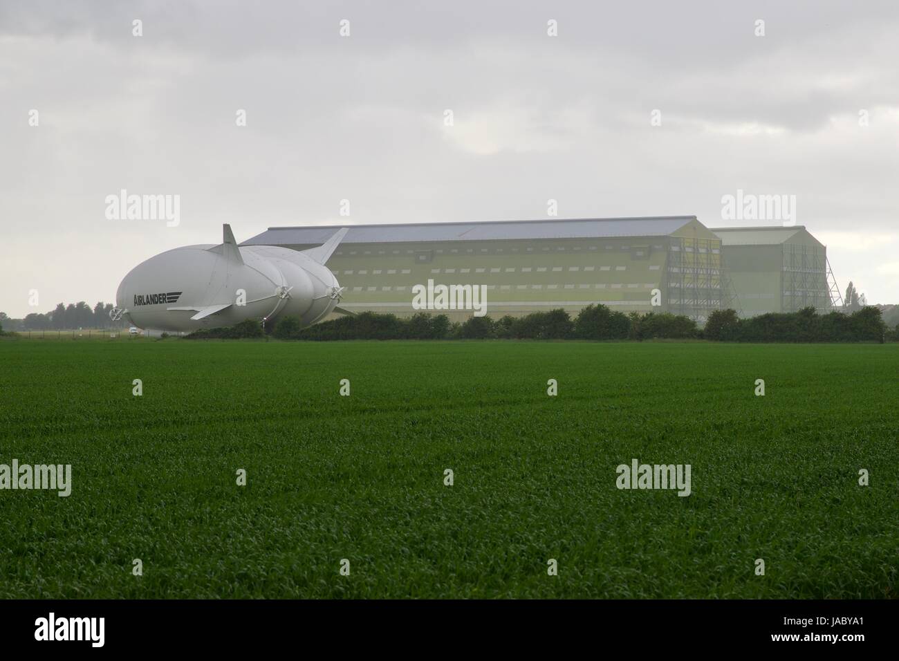 Airlander 10 aeromobili più grandi battenti oggi Foto Stock