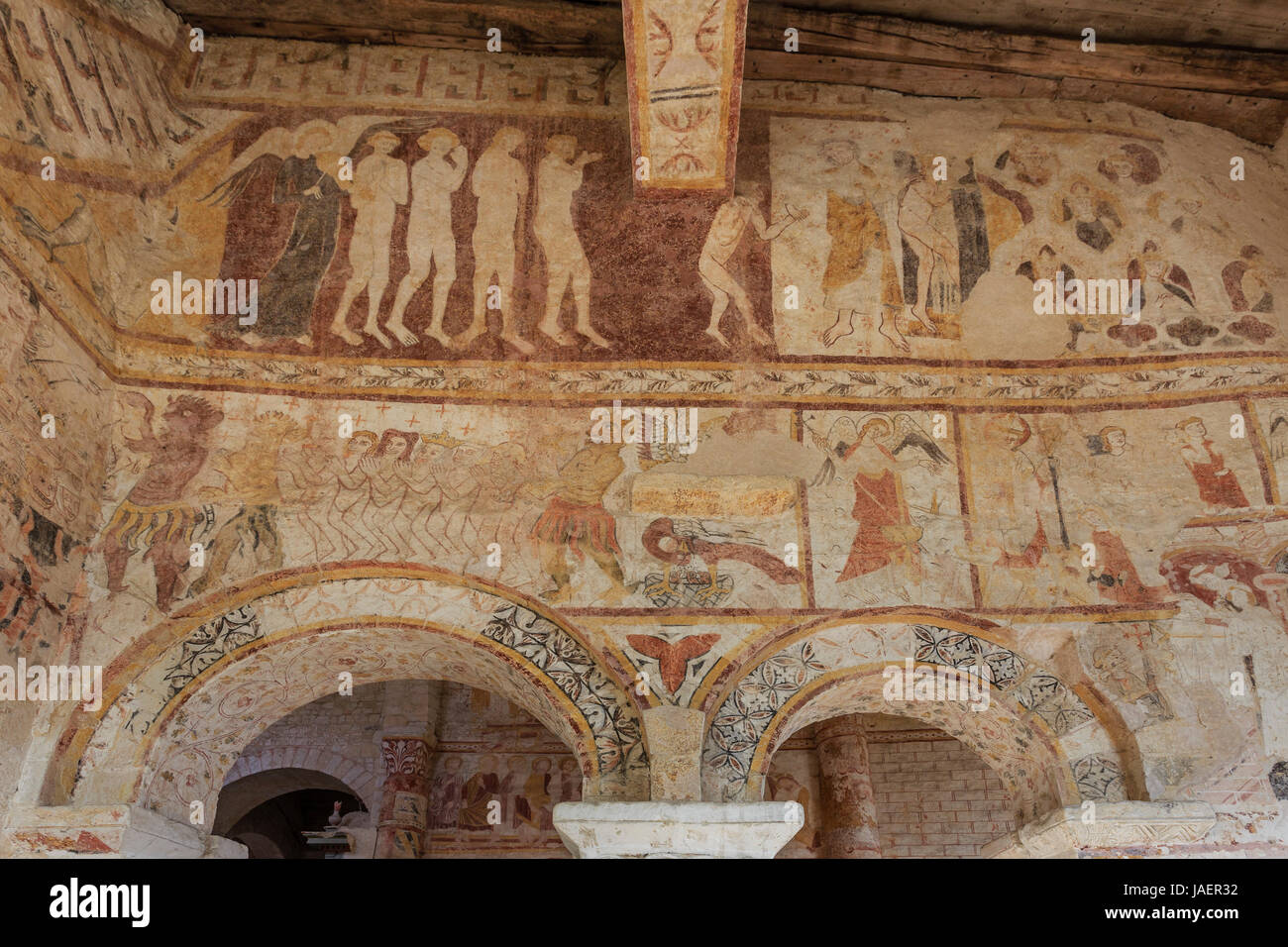 Francia, Loir et Cher, Lavardin, etichettati Les Plus Beaux Villages de France (i più bei villaggi di Francia), Saint Genest chiesa, affreschi Foto Stock