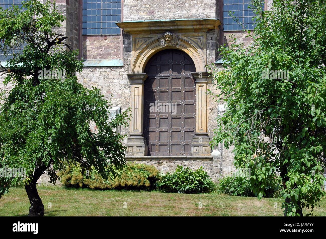 Porta alla chiesa del monastero lamspringe Foto Stock