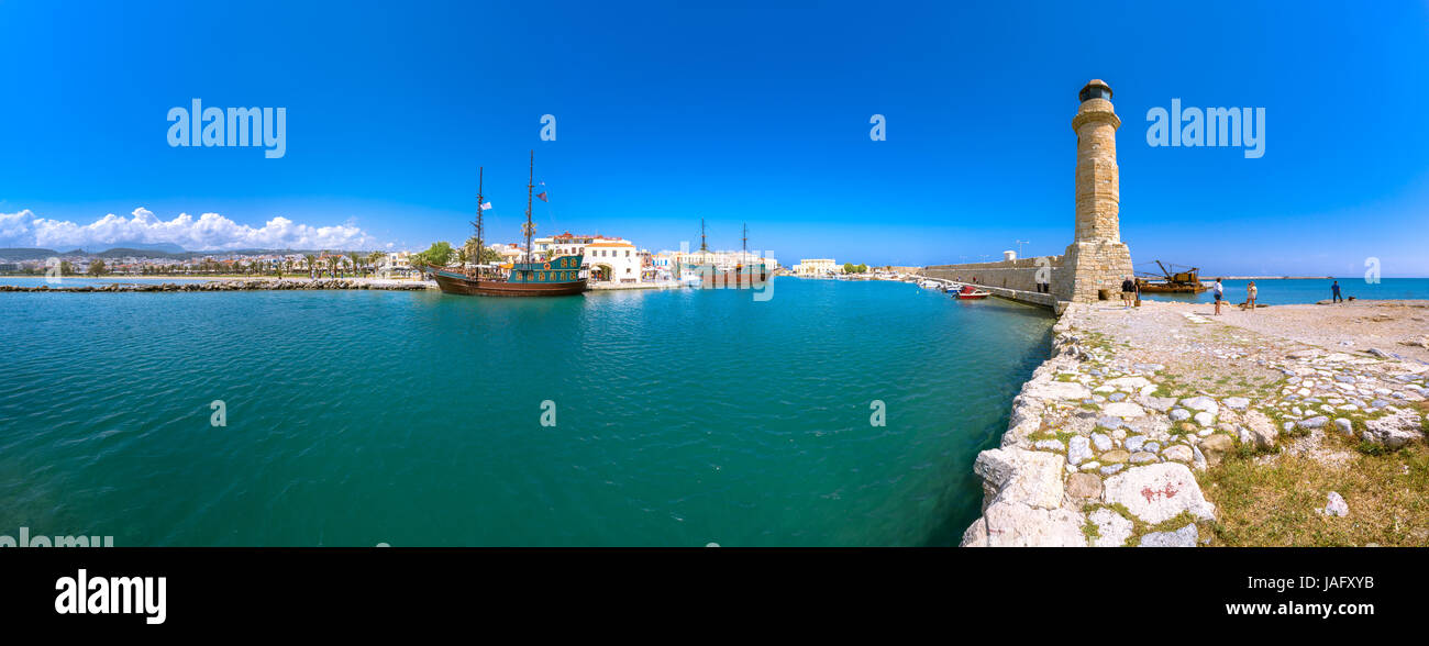 Il vecchio porto veneziano di Rethimno, Creta, Grecia Foto Stock