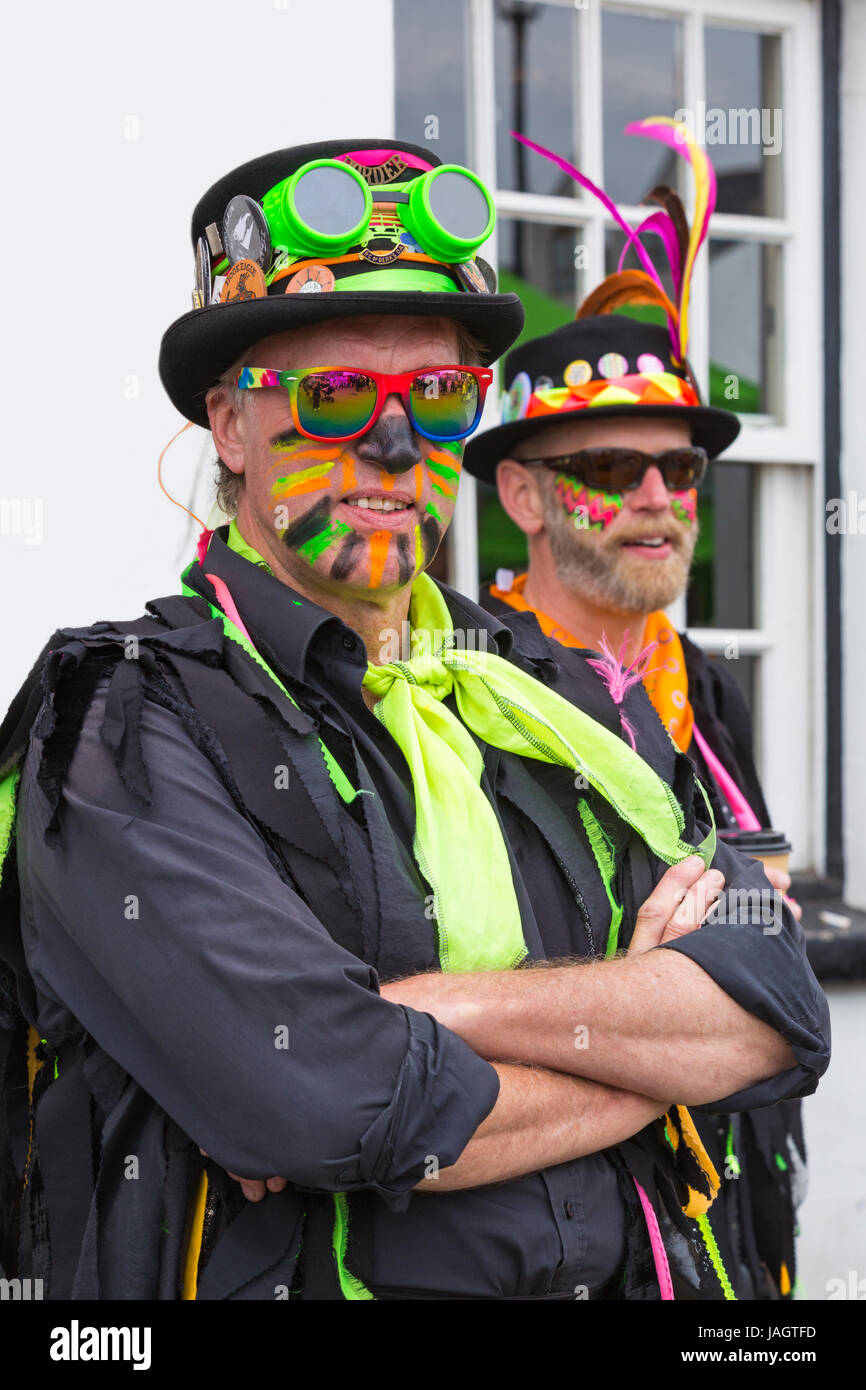 Borderline Morris ballerini a Wessex Folk Festival a Weymouth Dorset, in giugno Foto Stock