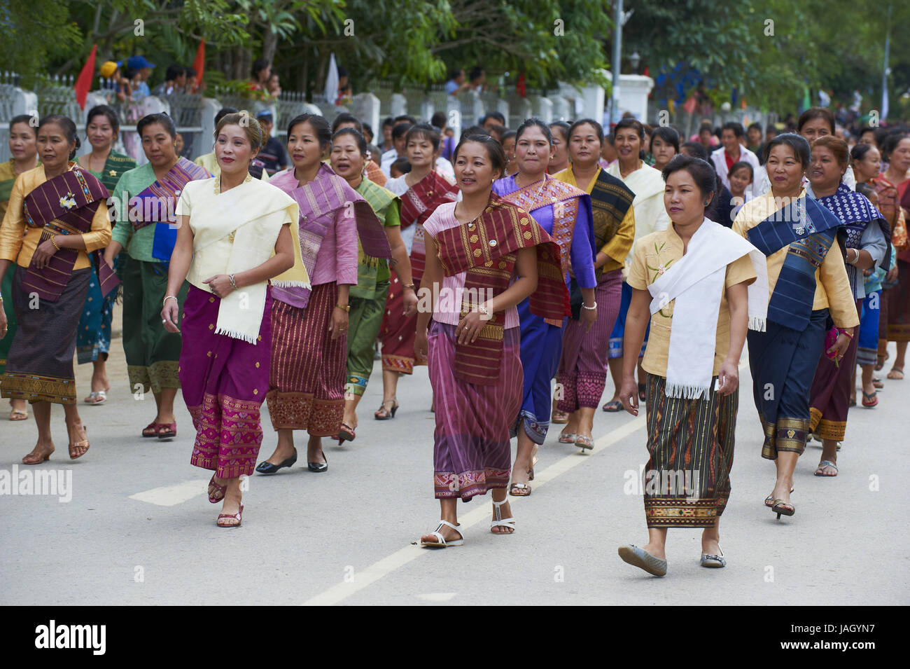 Laos,provincia di Luang Prabang,città di Luang Prabang,Anno Nuovo festa,popolo Hmong,le donne in abiti tradizionali, Foto Stock