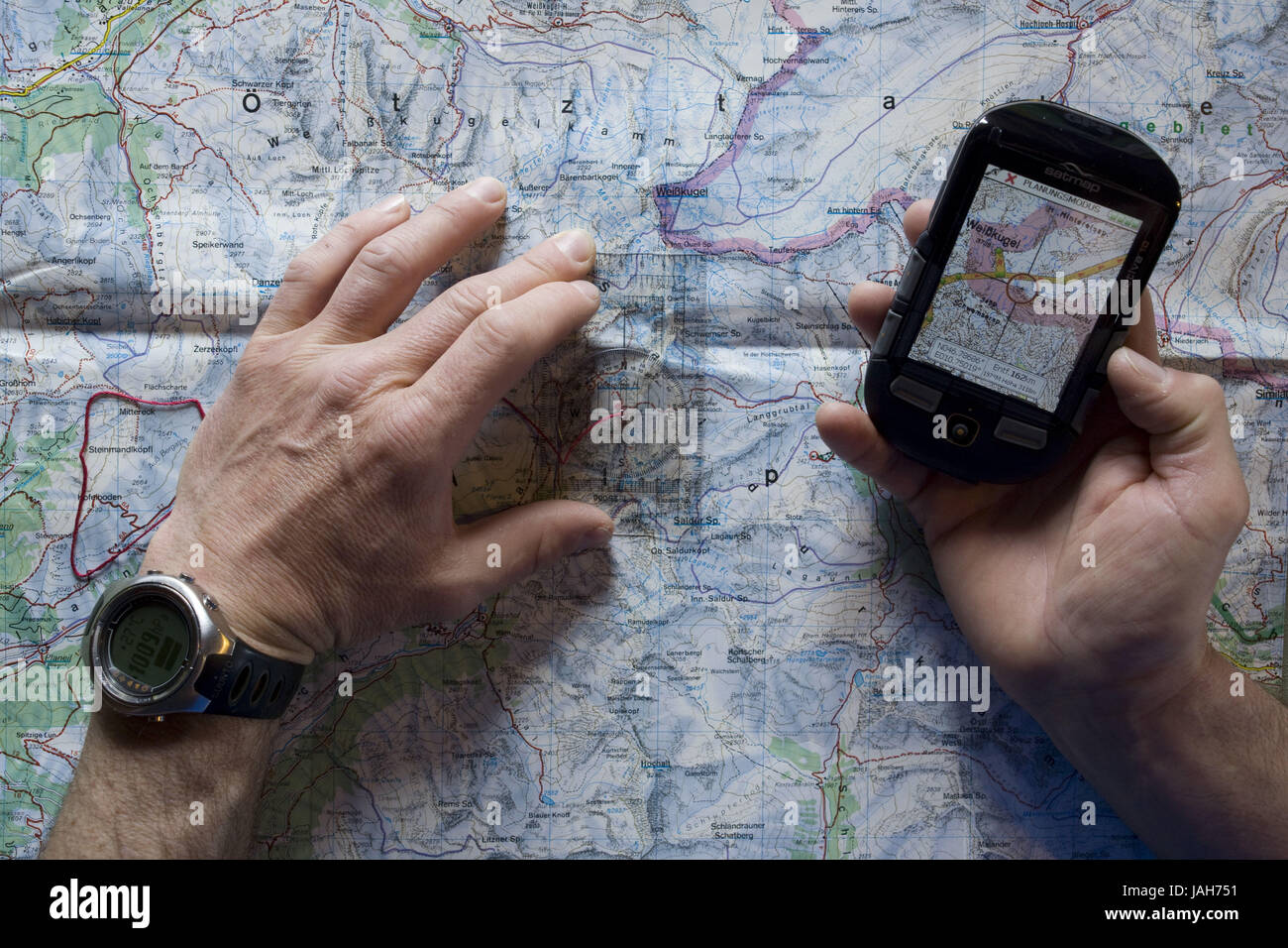 Studio della scheda con il dispositivo GPS,alpi Ötztaler,Alto Adige,l'Austria, Foto Stock