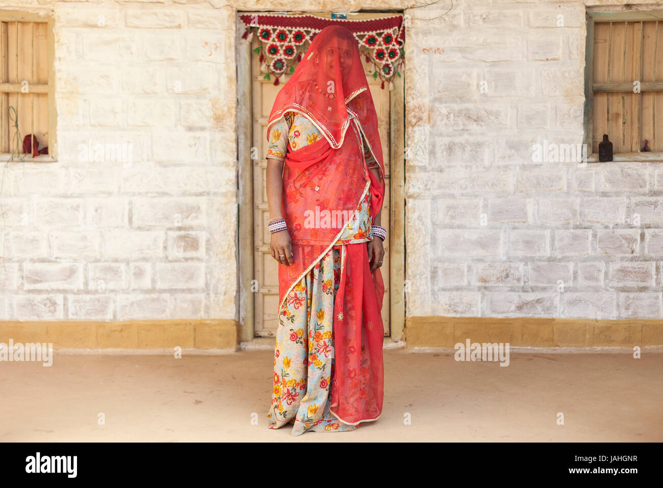 La vita nei villaggi nel deserto di Thar, Rajasthan, India Foto Stock