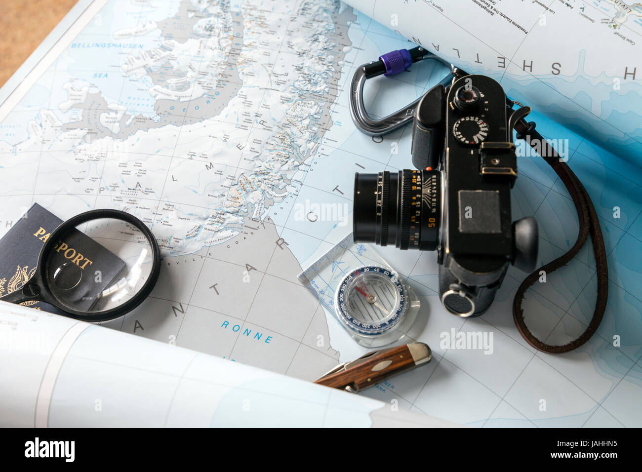 Ancora in vita di Antaractica mappa e articoli da viaggio Foto Stock