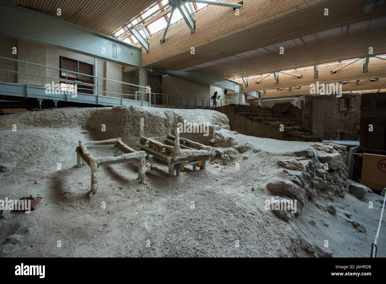 Akrotiri è un sito archeologico dalla Minoan età del bronzo sull'isola greca di Santorini (Thera). Foto di recuperare gli antichi edifici e decora Foto Stock