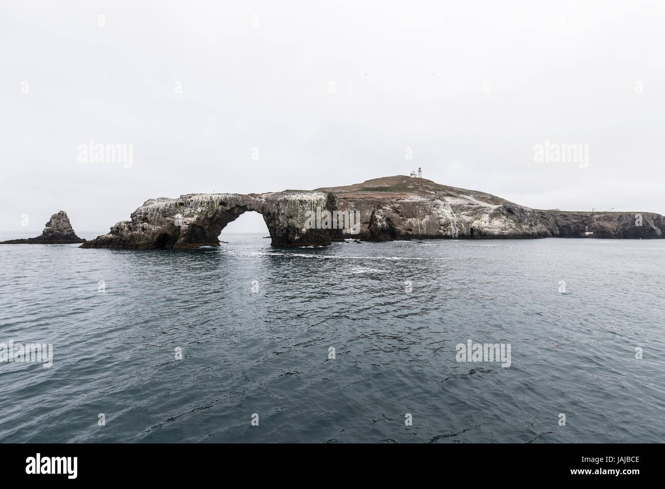 Anacapa Island con nuvole al Parco Nazionale delle Isole del Canale nella California Meridionale. Foto Stock
