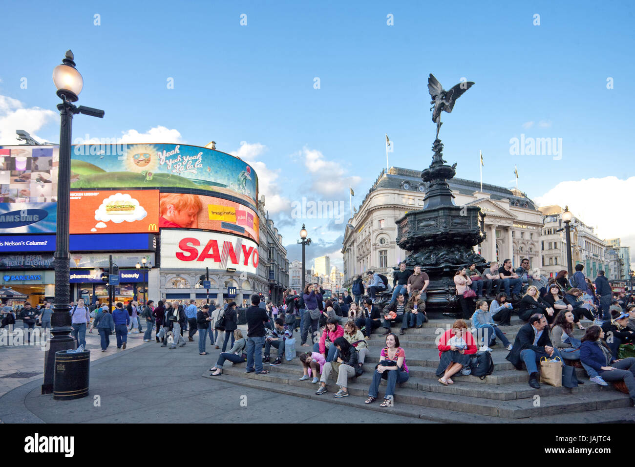 L'Inghilterra,Londra,Piccadilly Circus,turistica, Foto Stock