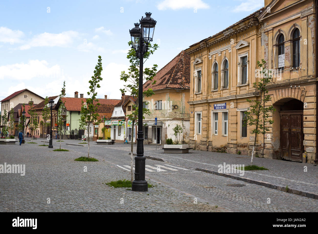 Provincia Romena e campagna, la vita quotidiana, usanze popolari, le attività quotidiane e gioca. Gli agricoltori, ragazzi, chiese, strade, centri provinciali della Romania Foto Stock