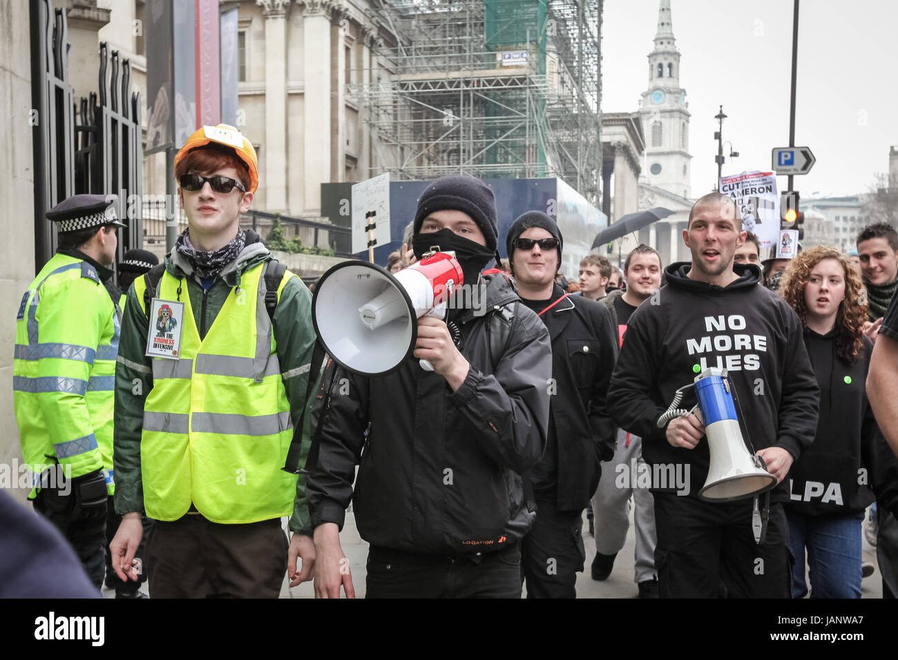 Protesta Anti-Cuts vede oltre 250.000 manifestanti marzo a Londra per opporsi alla coalizione di governo di tagli della spesa pubblica. Foto Stock