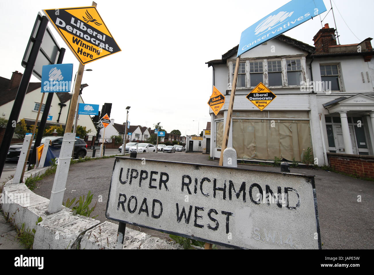 Londra, Regno Unito. Il 7 giugno, 2017. Le elezioni generali del Digital Signage, Richmond, Londra Credito: Expo foto/Alamy Live News Foto Stock