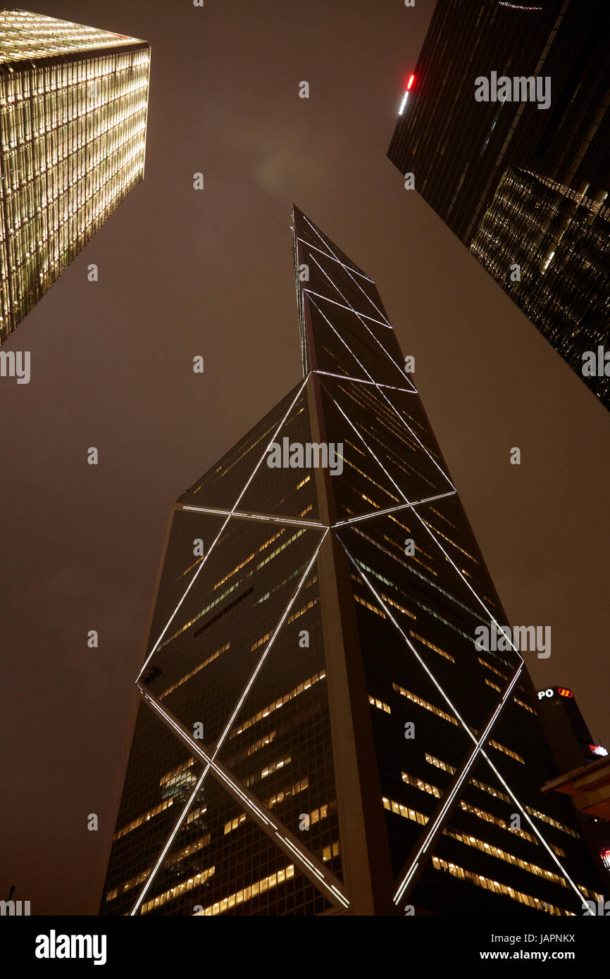 Grattacieli di notte, centrale, Isola di Hong Kong, Hong Kong, Cina Foto Stock