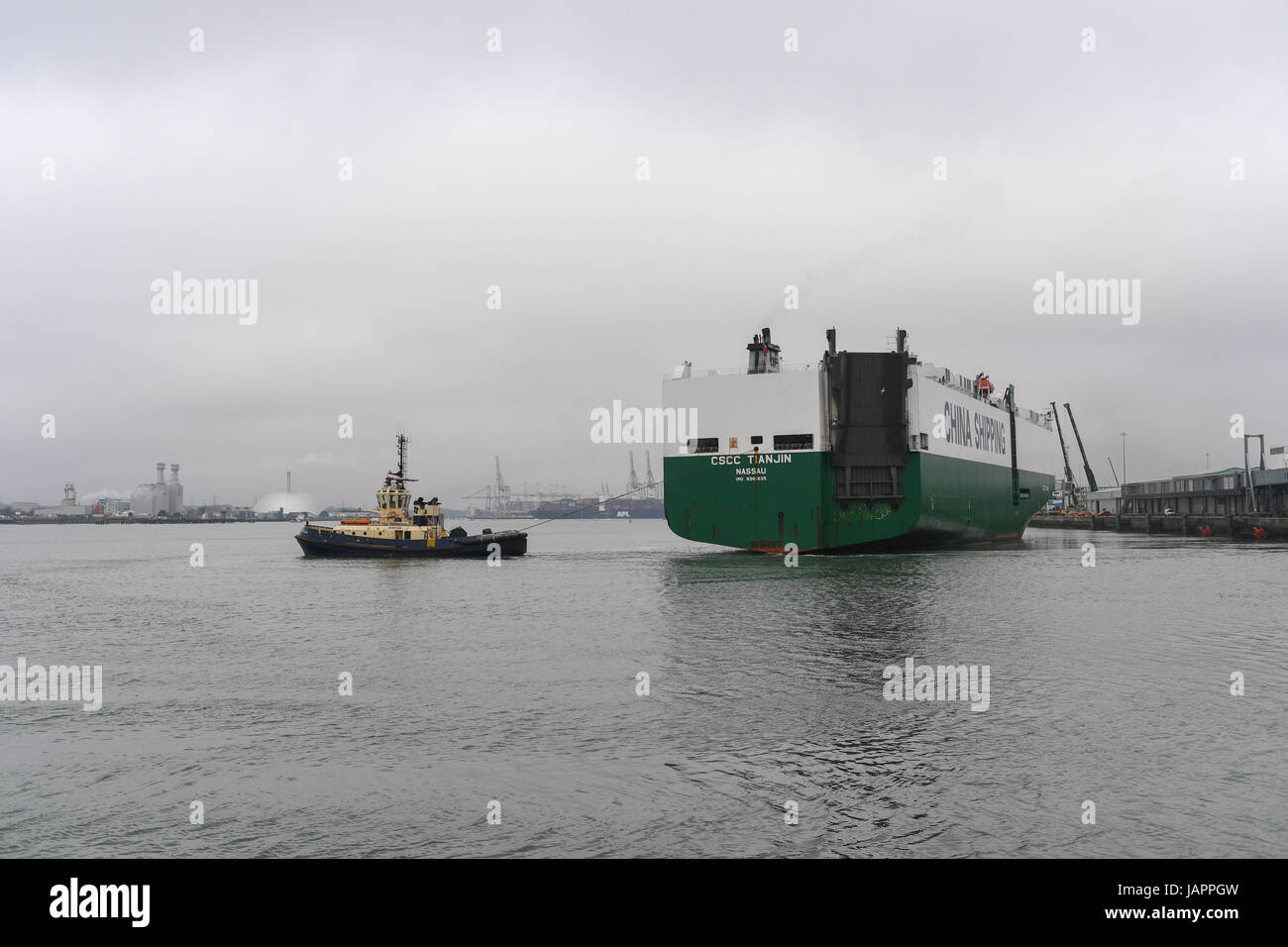 CSCC Tianjin veicolo che opera a Southampton Docks Foto Stock