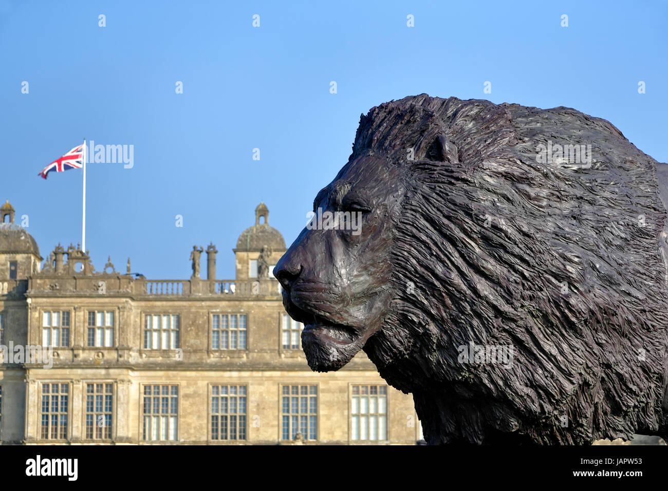 Longleat House, Wiltshire, Regno Unito. Il 17 marzo 2016. Una magnifica scultura di un leone africano scultore basato su Bruce poco. Foto Stock