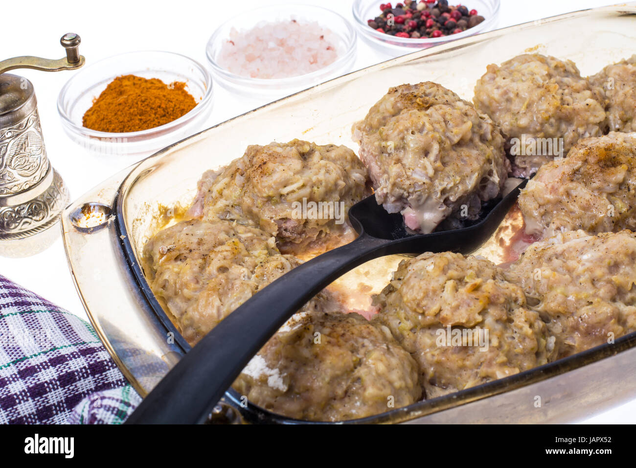Polpette con riso al forno di vetro Foto Stock
