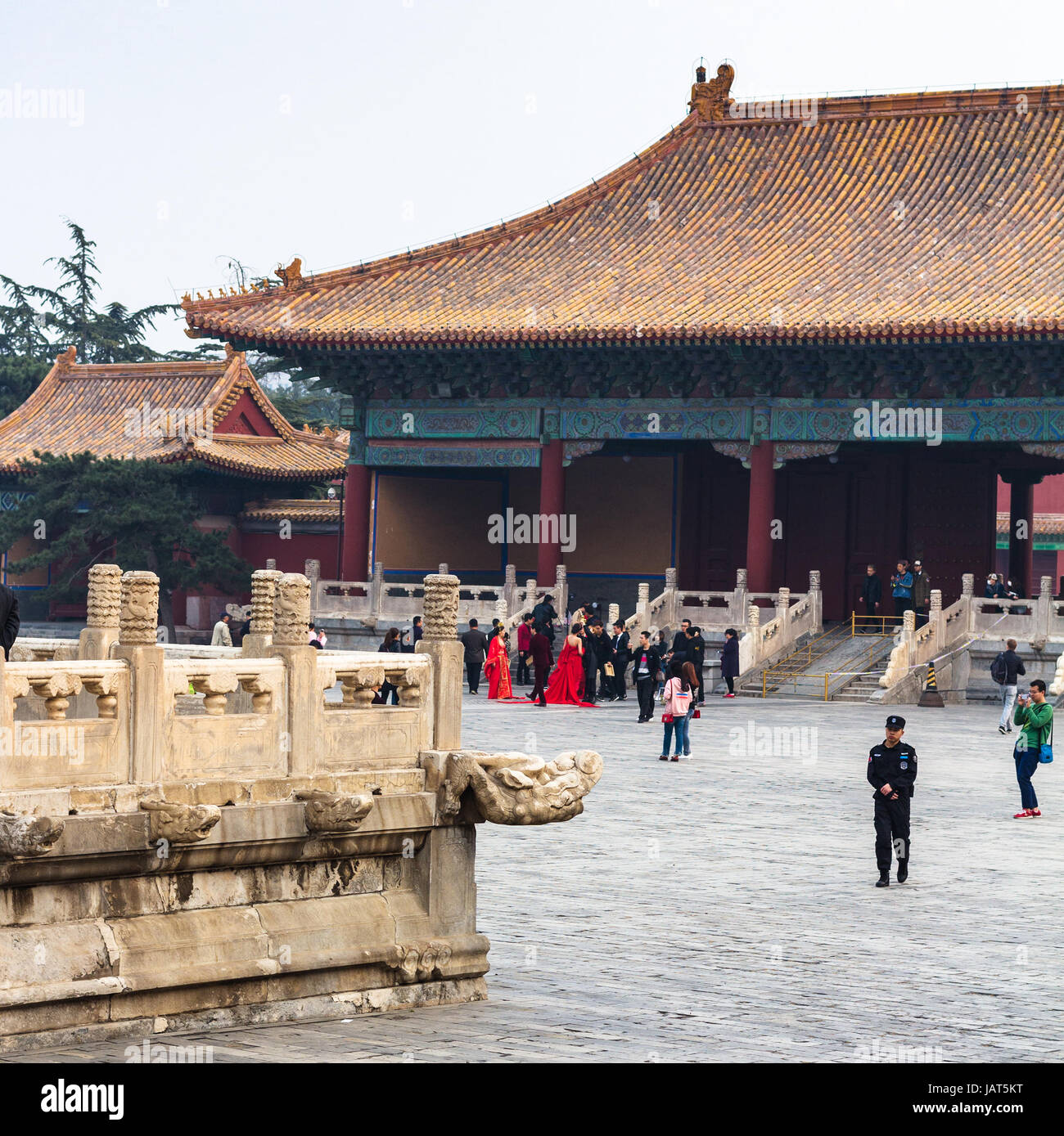 Pechino, Cina - 19 Marzo 2017: la gente sul cortile di Imperial Tempio Ancestrale (Taimiao, lavoro culturale del popolo Palace) a Pechino città imperiale Foto Stock