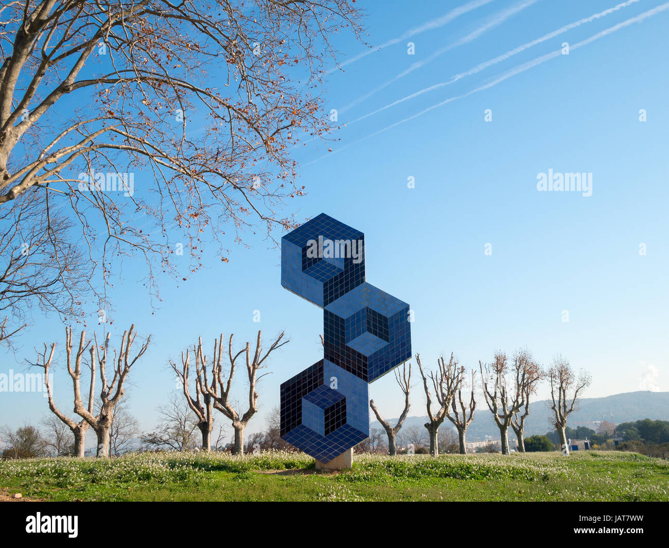 Scultura Vasarely al di fuori del museo a lui dedicato a Aix-en-Provence Foto Stock