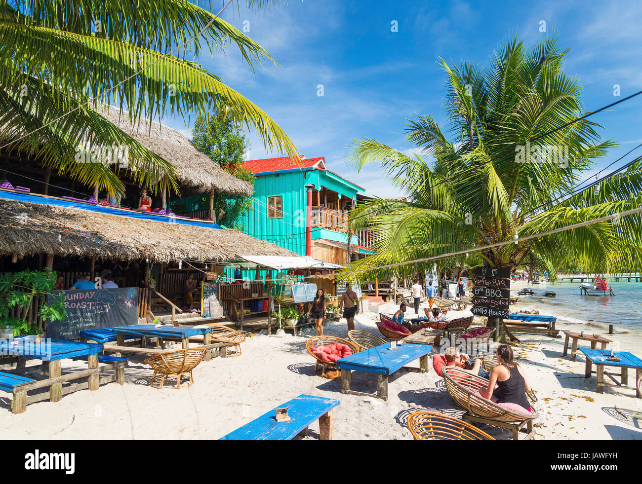 Koh rong island village beach bar in Cambogia Foto Stock